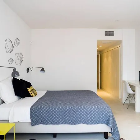 Marina Puente - Groundfloor - 3 Bedrooms Apartment *